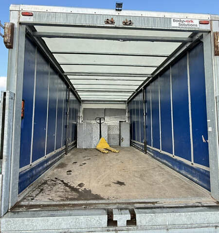 Белый Ивеко Дейли, объемом двигателя 3 л и пробегом 214 тыс. км за 30000 $, фото 3 на Automoto.ua