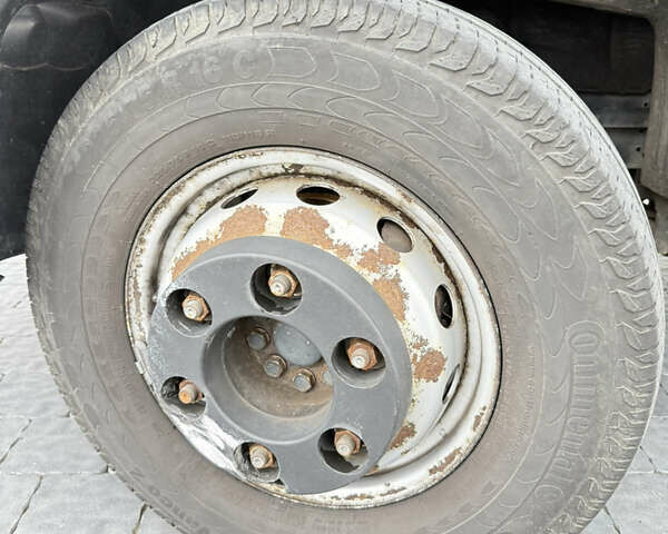 Белый Ивеко Дейли, объемом двигателя 3 л и пробегом 214 тыс. км за 30000 $, фото 11 на Automoto.ua