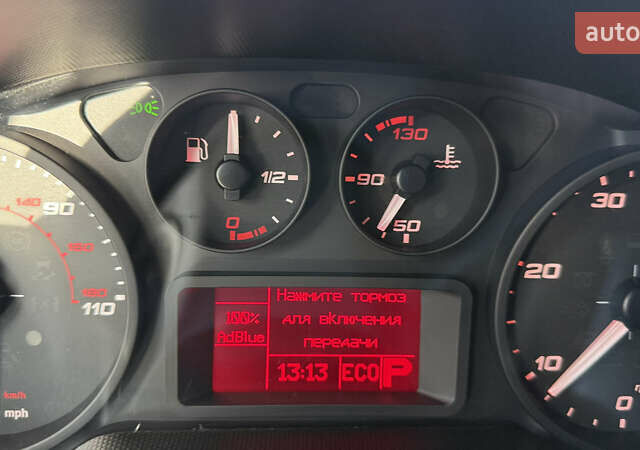 Белый Ивеко Дейли, объемом двигателя 3 л и пробегом 214 тыс. км за 30000 $, фото 1 на Automoto.ua