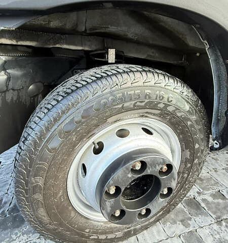 Белый Ивеко Дейли, объемом двигателя 3 л и пробегом 214 тыс. км за 30000 $, фото 8 на Automoto.ua