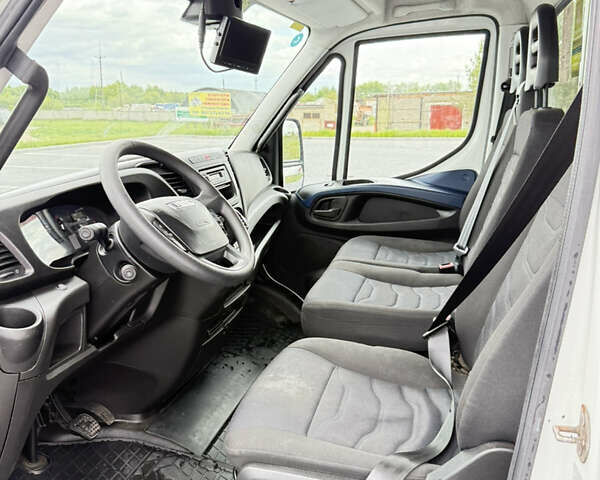 Белый Ивеко Дейли, объемом двигателя 3 л и пробегом 214 тыс. км за 30000 $, фото 13 на Automoto.ua