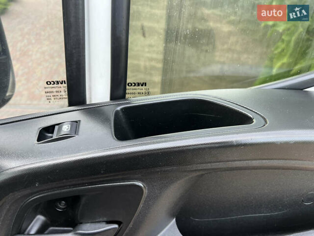 Білий Івеко Дейлі, об'ємом двигуна 3 л та пробігом 500 тис. км за 25500 $, фото 28 на Automoto.ua