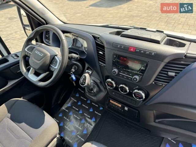 Белый Ивеко Дейли, объемом двигателя 3 л и пробегом 209 тыс. км за 37900 $, фото 4 на Automoto.ua