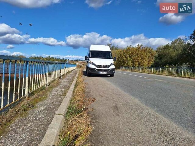 Белый Ивеко Дейли, объемом двигателя 2.3 л и пробегом 300 тыс. км за 21000 $, фото 21 на Automoto.ua