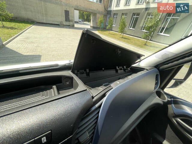 Білий Івеко Дейлі, об'ємом двигуна 3 л та пробігом 234 тис. км за 27500 $, фото 34 на Automoto.ua