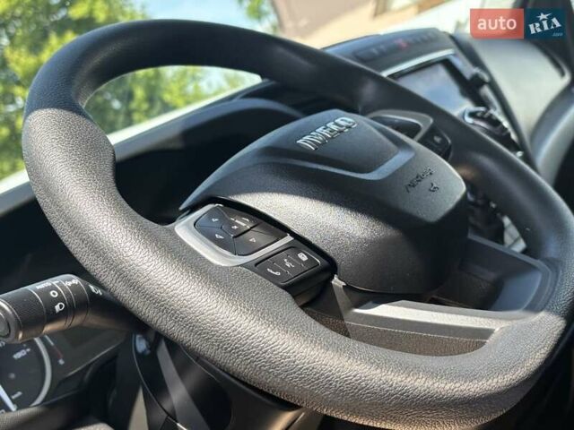 Білий Івеко Дейлі, об'ємом двигуна 3 л та пробігом 257 тис. км за 27500 $, фото 8 на Automoto.ua