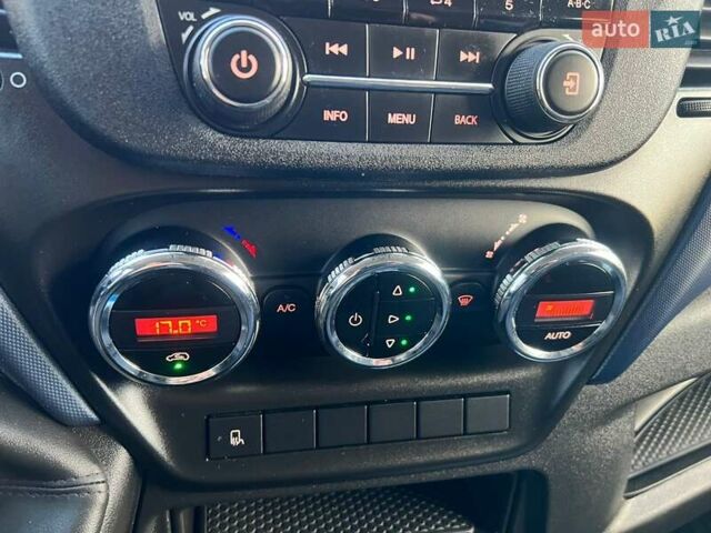 Белый Ивеко Дейли, объемом двигателя 3 л и пробегом 301 тыс. км за 27500 $, фото 55 на Automoto.ua