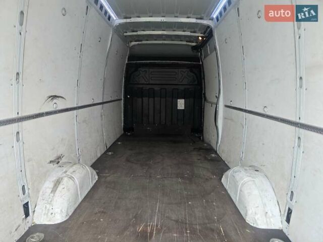 Белый Ивеко Дейли, объемом двигателя 2.3 л и пробегом 220 тыс. км за 24999 $, фото 40 на Automoto.ua
