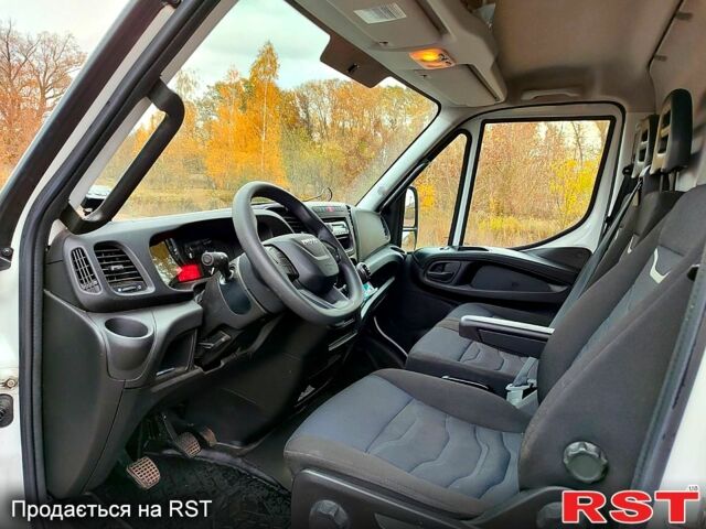 Белый Ивеко Дейли, объемом двигателя 2.3 л и пробегом 130 тыс. км за 25900 $, фото 6 на Automoto.ua