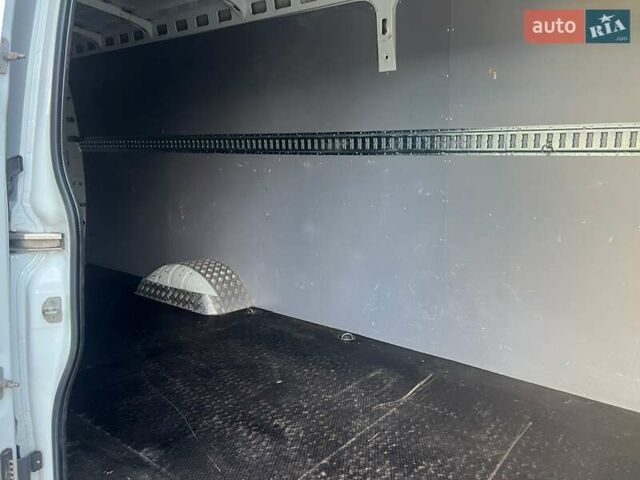 Белый Ивеко Дейли, объемом двигателя 3 л и пробегом 301 тыс. км за 27500 $, фото 37 на Automoto.ua