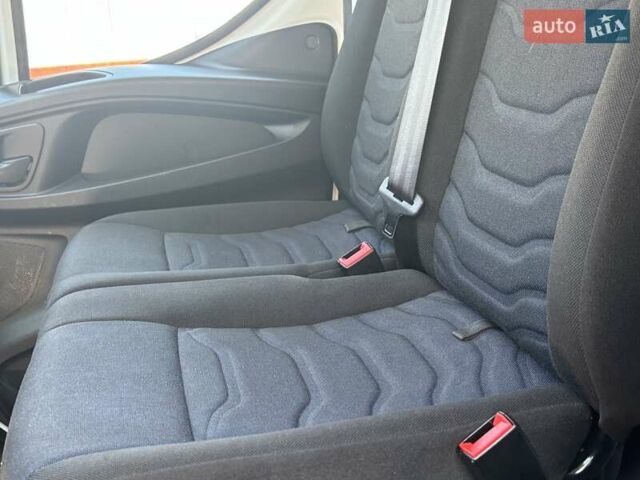 Білий Івеко Дейлі, об'ємом двигуна 3 л та пробігом 257 тис. км за 27500 $, фото 13 на Automoto.ua