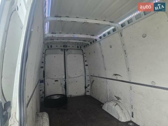 Белый Ивеко Дейли, объемом двигателя 2.3 л и пробегом 220 тыс. км за 24999 $, фото 38 на Automoto.ua