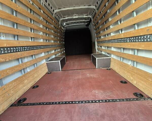 Белый Ивеко Дейли, объемом двигателя 2.3 л и пробегом 228 тыс. км за 26400 $, фото 7 на Automoto.ua