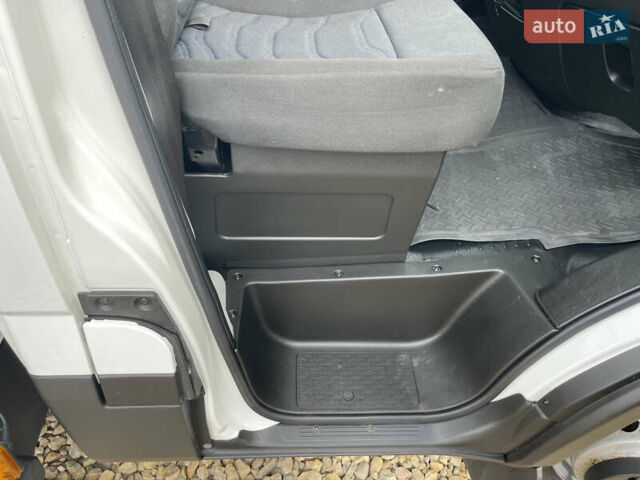 Белый Ивеко Дейли, объемом двигателя 3 л и пробегом 188 тыс. км за 38900 $, фото 35 на Automoto.ua