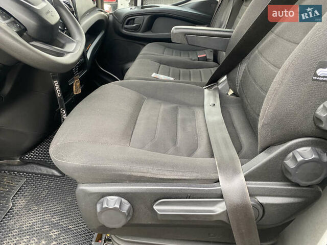 Белый Ивеко Дейли, объемом двигателя 3 л и пробегом 207 тыс. км за 33000 $, фото 6 на Automoto.ua