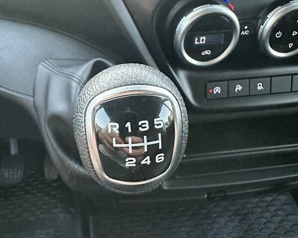 Белый Ивеко Дейли, объемом двигателя 0 л и пробегом 42 тыс. км за 26500 $, фото 24 на Automoto.ua