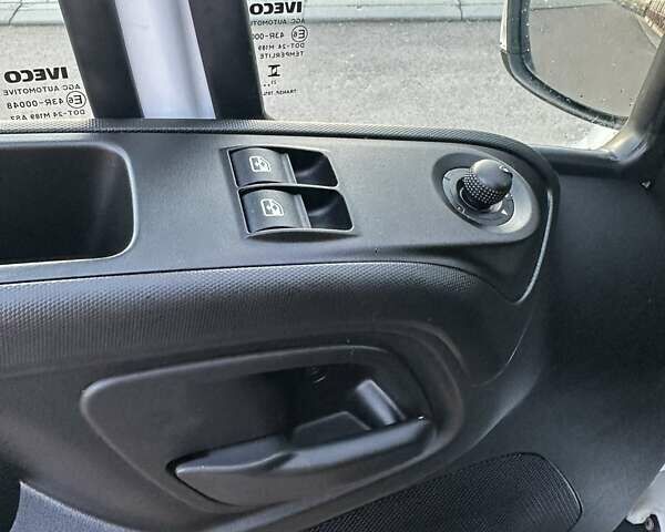 Белый Ивеко Дейли, объемом двигателя 0 л и пробегом 42 тыс. км за 26500 $, фото 17 на Automoto.ua