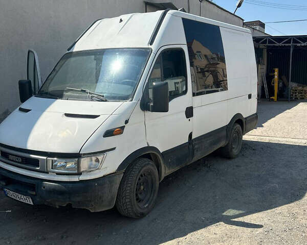 Белый Ивеко Дейли, объемом двигателя 2.8 л и пробегом 45 тыс. км за 2800 $, фото 1 на Automoto.ua