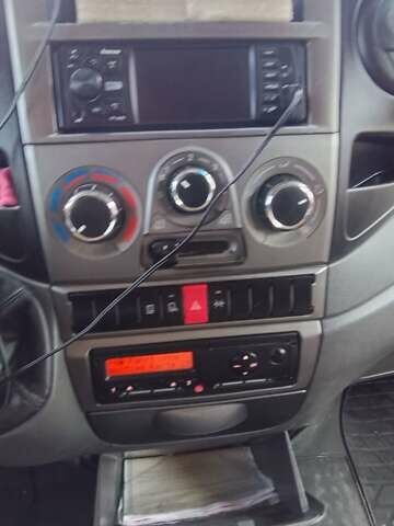 Білий Івеко Дейлі, об'ємом двигуна 3 л та пробігом 353 тис. км за 10000 $, фото 10 на Automoto.ua