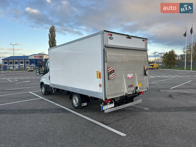 Белый Ивеко Дейли, объемом двигателя 2.3 л и пробегом 271 тыс. км за 18500 $, фото 8 на Automoto.ua