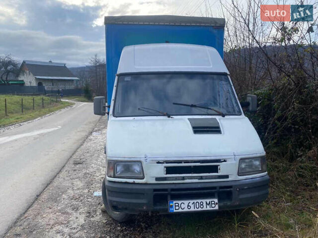 Белый Ивеко Дейли, объемом двигателя 2.8 л и пробегом 380 тыс. км за 2600 $, фото 8 на Automoto.ua