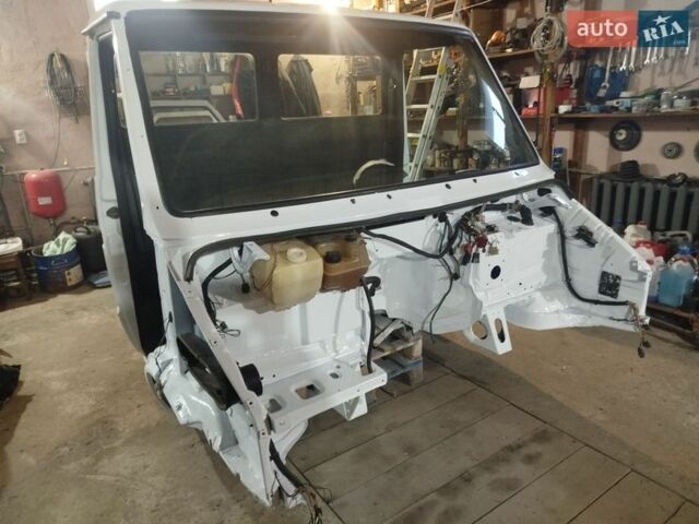 Белый Ивеко Дейли, объемом двигателя 2.8 л и пробегом 600 тыс. км за 5800 $, фото 17 на Automoto.ua