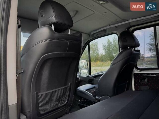 Білий Івеко Дейлі, об'ємом двигуна 3 л та пробігом 382 тис. км за 15500 $, фото 3 на Automoto.ua