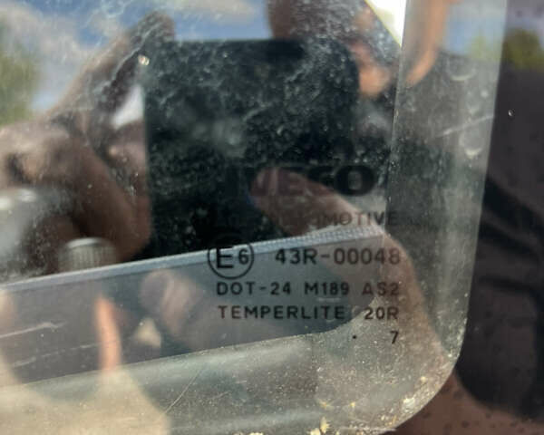 Белый Ивеко Дейли, объемом двигателя 3 л и пробегом 400 тыс. км за 25000 $, фото 12 на Automoto.ua