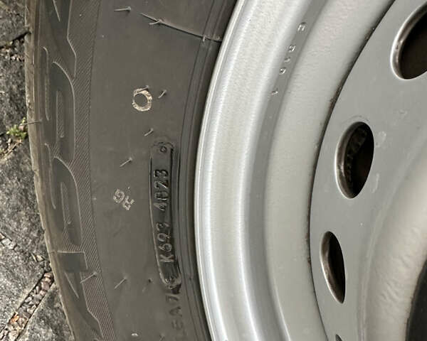Белый Ивеко Дейли, объемом двигателя 3 л и пробегом 218 тыс. км за 35500 $, фото 19 на Automoto.ua
