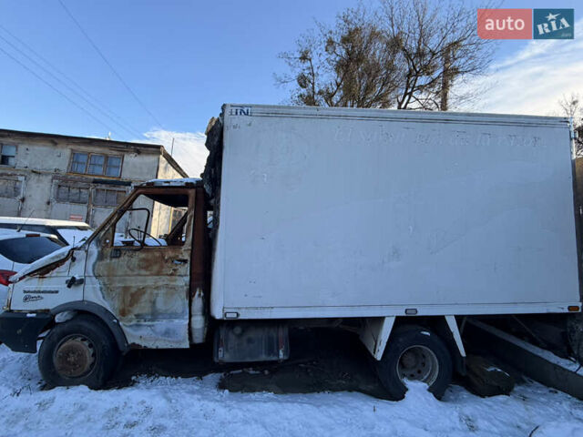 Белый Ивеко Дейли, объемом двигателя 2.8 л и пробегом 475 тыс. км за 3100 $, фото 7 на Automoto.ua