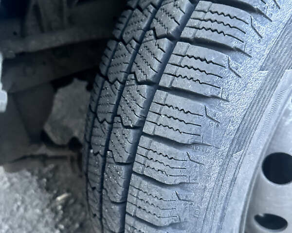 Білий Івеко Дейлі, об'ємом двигуна 3 л та пробігом 740 тис. км за 9500 $, фото 6 на Automoto.ua