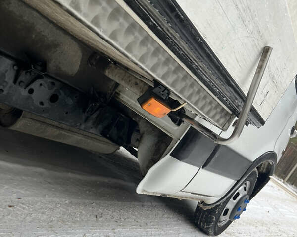 Белый Ивеко Дейли, объемом двигателя 2.29 л и пробегом 420 тыс. км за 11900 $, фото 15 на Automoto.ua