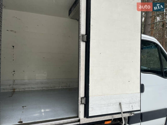 Белый Ивеко Дейли, объемом двигателя 2.29 л и пробегом 420 тыс. км за 11900 $, фото 16 на Automoto.ua