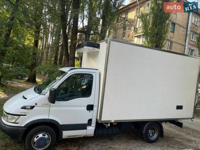 Белый Ивеко Дейли, объемом двигателя 2.29 л и пробегом 440 тыс. км за 11800 $, фото 3 на Automoto.ua