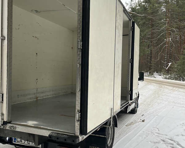 Белый Ивеко Дейли, объемом двигателя 2.29 л и пробегом 420 тыс. км за 11900 $, фото 13 на Automoto.ua