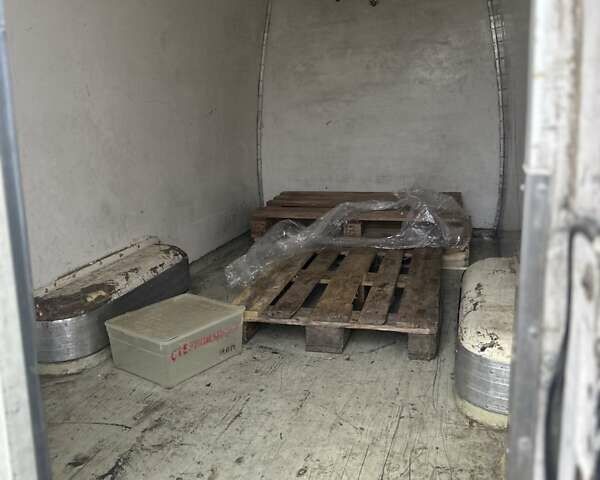 Белый Ивеко Дейли, объемом двигателя 2.29 л и пробегом 783 тыс. км за 8500 $, фото 4 на Automoto.ua