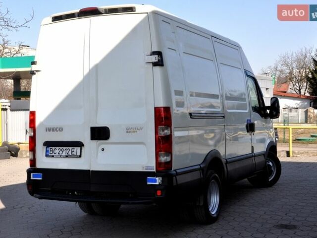 Білий Івеко Дейлі, об'ємом двигуна 2.29 л та пробігом 400 тис. км за 7999 $, фото 32 на Automoto.ua