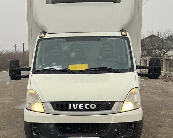 Белый Ивеко Дейли, объемом двигателя 3 л и пробегом 325 тыс. км за 21000 $, фото 2 на Automoto.ua