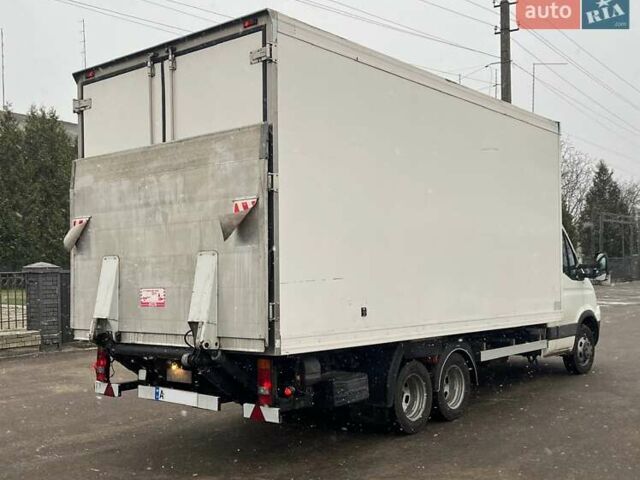 Белый Ивеко Дейли, объемом двигателя 3 л и пробегом 325 тыс. км за 21000 $, фото 3 на Automoto.ua