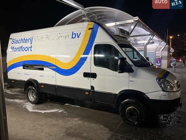 Белый Ивеко Дейли, объемом двигателя 2.8 л и пробегом 356 тыс. км за 14000 $, фото 4 на Automoto.ua