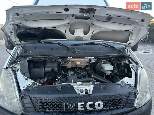 Івеко Дейлі 2012 у Тернополі на Automoto.ua Білий Івеко Дейлі, об'ємом двигуна 3 л та пробігом 500 тис. км за 7200 $, фото 2 на Automoto.ua