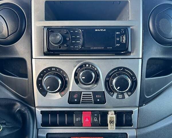Белый Ивеко Дейли, объемом двигателя 3 л и пробегом 315 тыс. км за 21000 $, фото 17 на Automoto.ua