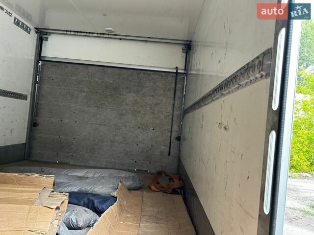 Білий Івеко Дейлі, об'ємом двигуна 3 л та пробігом 355 тис. км за 18100 $, фото 13 на Automoto.ua