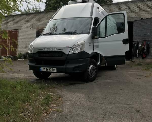 Белый Ивеко Дейли, объемом двигателя 3 л и пробегом 6 тыс. км за 16000 $, фото 3 на Automoto.ua