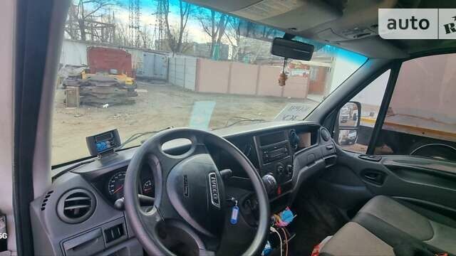 Білий Івеко Дейлі, об'ємом двигуна 2.3 л та пробігом 332 тис. км за 14500 $, фото 29 на Automoto.ua