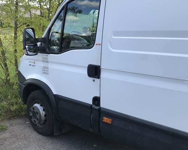 Белый Ивеко Дейли, объемом двигателя 3 л и пробегом 6 тыс. км за 16000 $, фото 11 на Automoto.ua