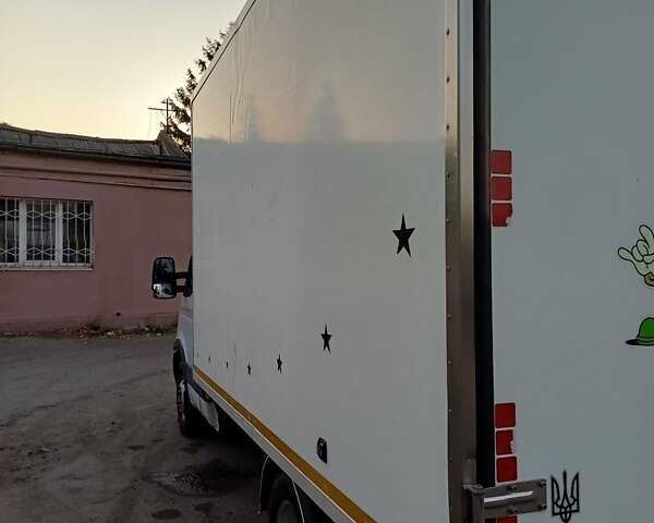 Білий Івеко Дейлі, об'ємом двигуна 2.3 л та пробігом 332 тис. км за 14500 $, фото 2 на Automoto.ua