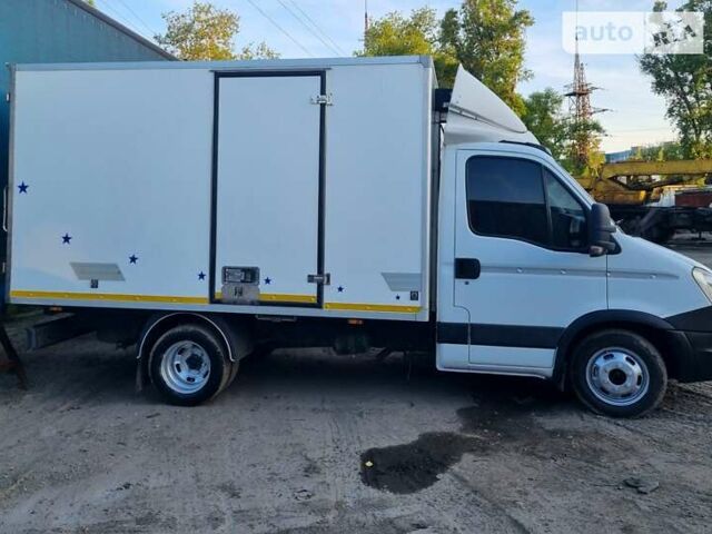 Білий Івеко Дейлі, об'ємом двигуна 2.3 л та пробігом 332 тис. км за 14500 $, фото 22 на Automoto.ua