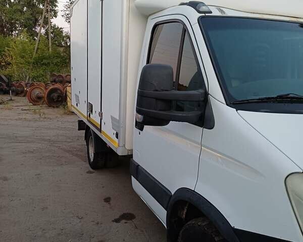 Білий Івеко Дейлі, об'ємом двигуна 2.3 л та пробігом 332 тис. км за 14500 $, фото 7 на Automoto.ua