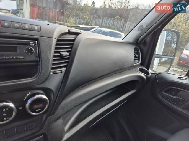 Білий Івеко Дейлі, об'ємом двигуна 3 л та пробігом 386 тис. км за 28200 $, фото 23 на Automoto.ua